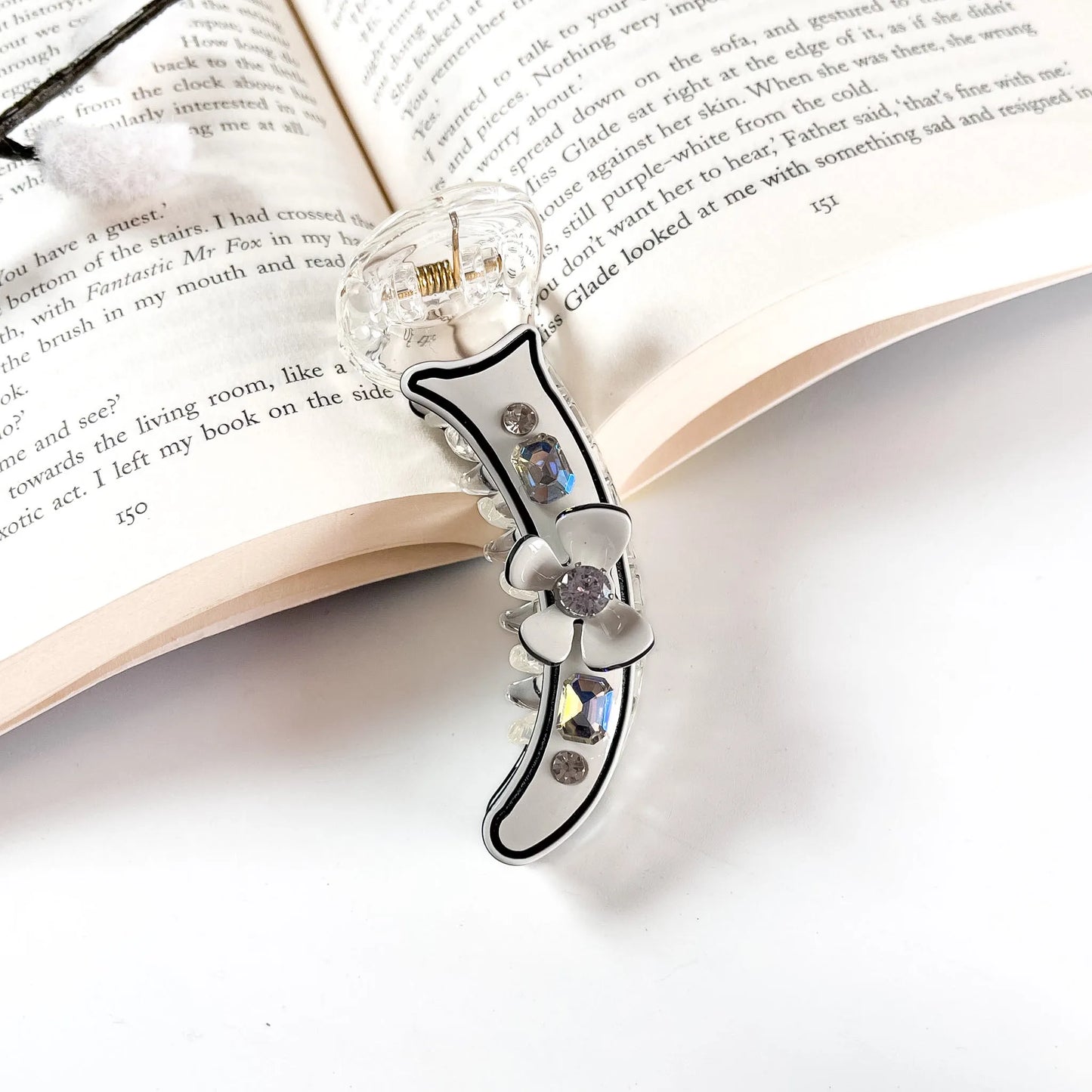 White jewel flower banana clutcher for women