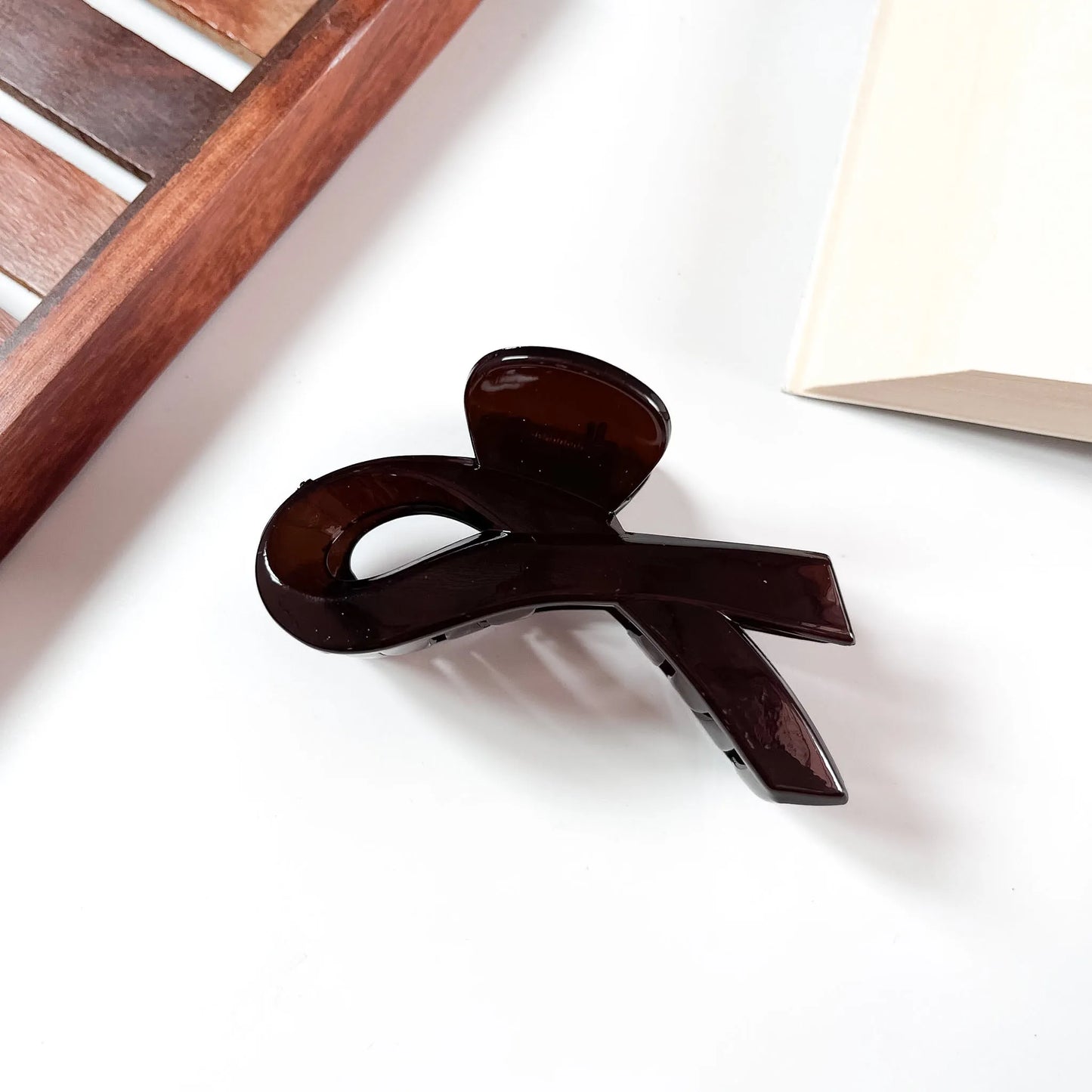 Burgundy knot claw clip for women