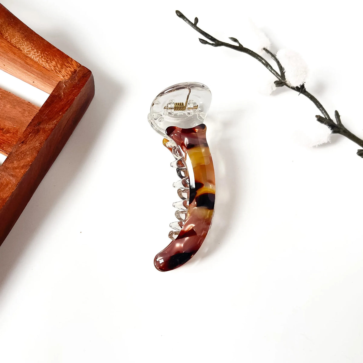 Tortoise brown tortoise shell banana clip with clear jaw, 8 cm banana clutcher