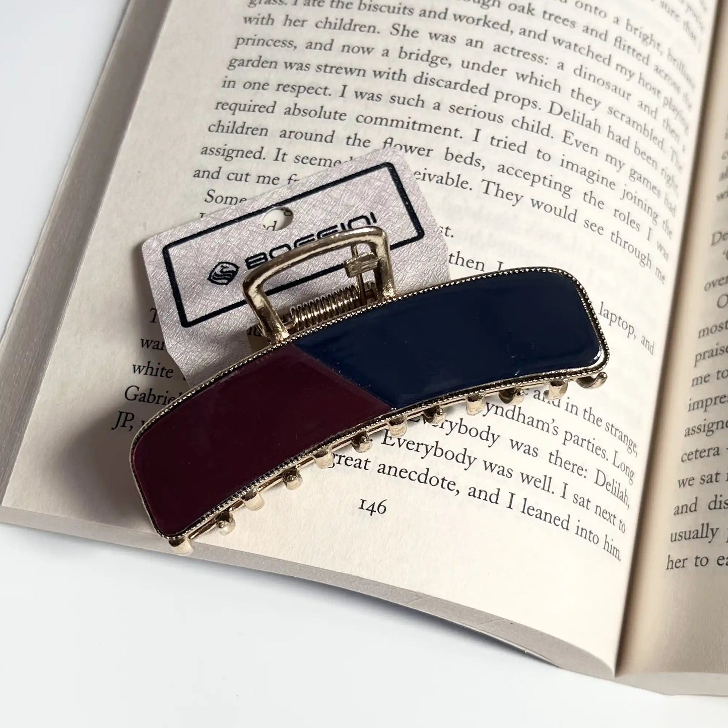 Duo Tone Luxe Claw Clip – Minimal Metal Hair Claw Wine & Blue