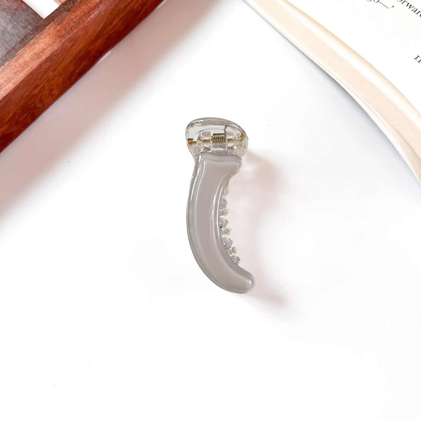 Grey Pastel Pop Banana Clip, 5cm mini banana clip