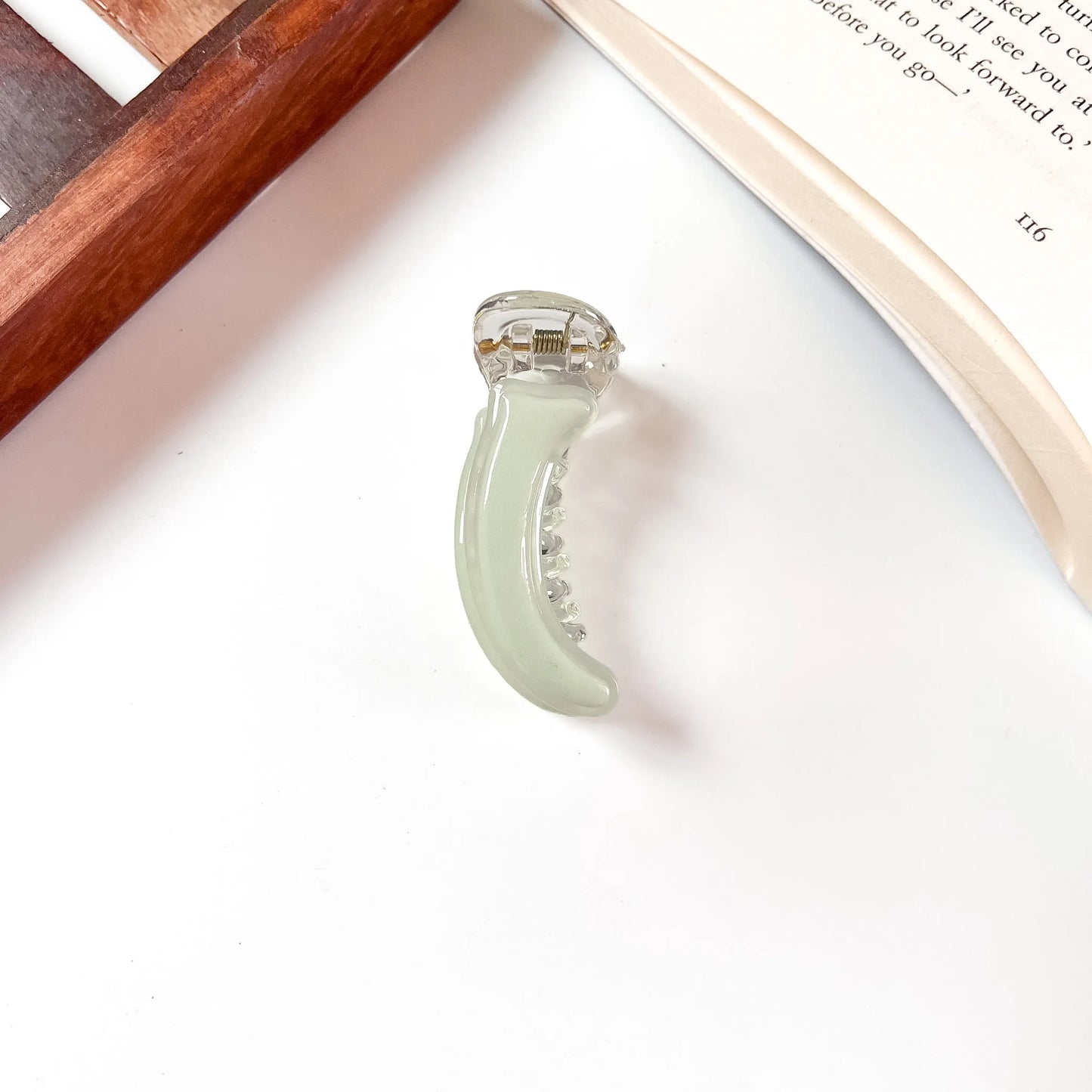 Mint Pastel Pop Banana Clip, 5cm mini banana clip