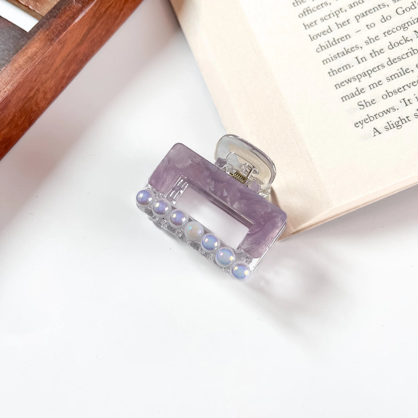 Lilac purple pearl bead mini claw clip for women