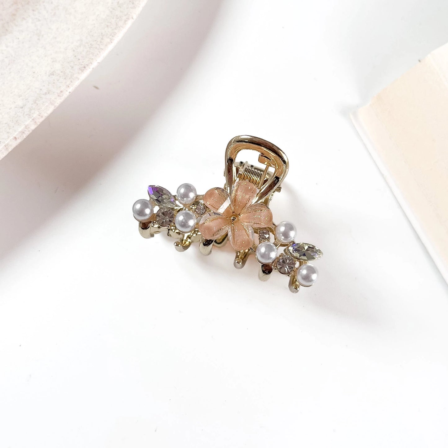 Peach pearl flower gold metal claw clip for women