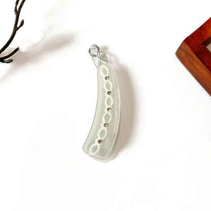 Sky blue scalloped gem lock banana clip with rhinestone center and secure locking closure, medium 8 cm