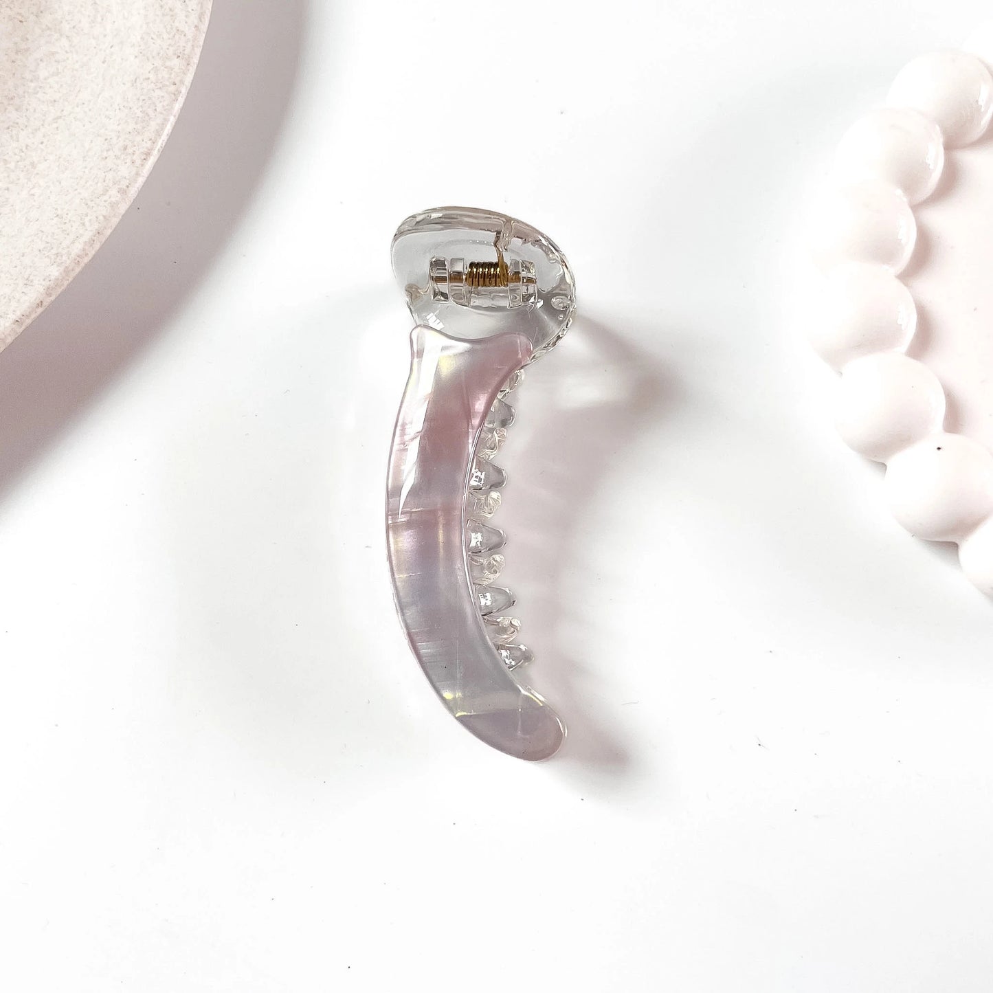Lilac striped iridescent banana clip Pink
