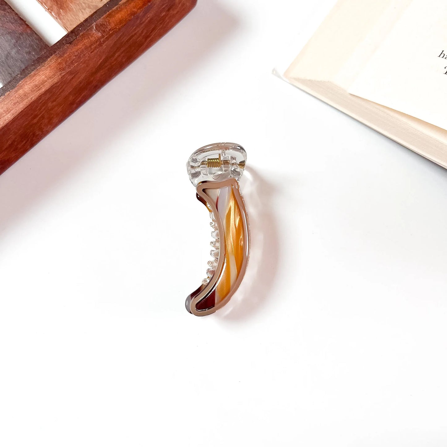 Amber Striped Resin Banana Clip, 5cm mini banana clip