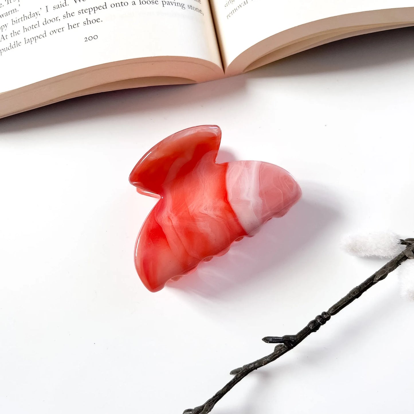 Coral swirled marble claw clip stylish hair clutcher for women