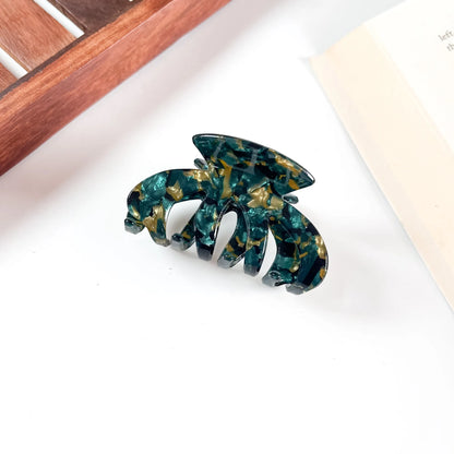 Emerald tortoiseshell claw clip for thick hair