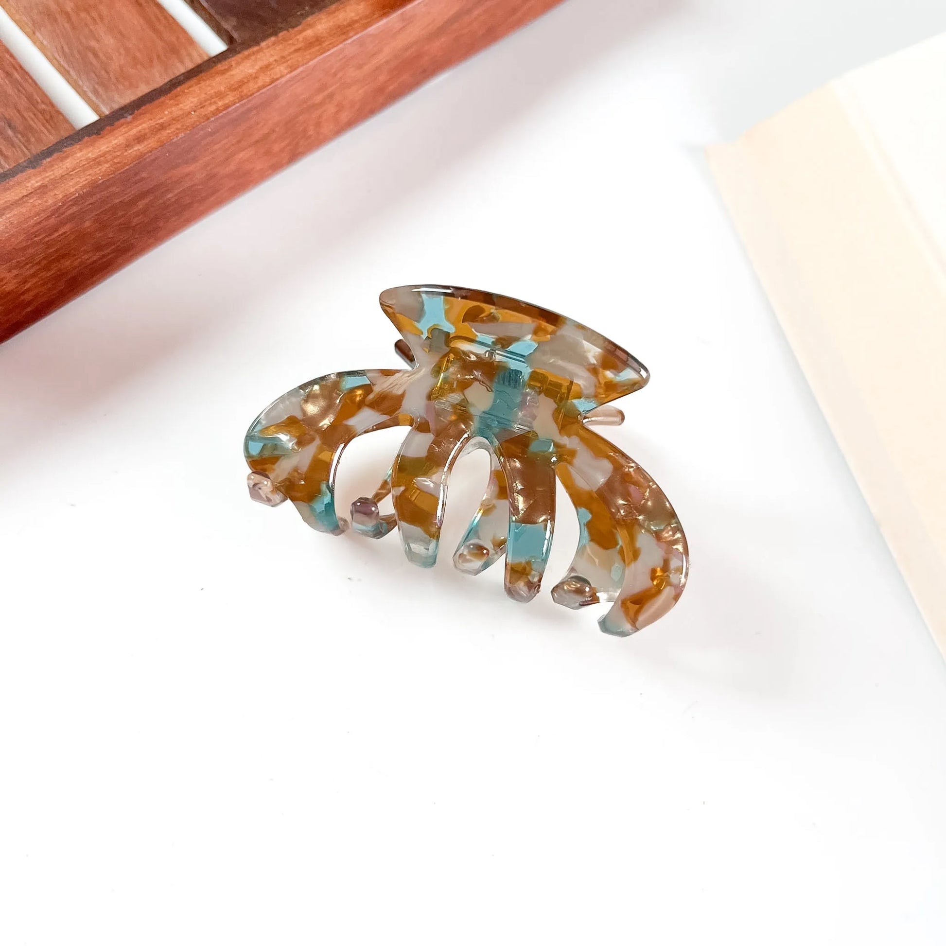 Teal tortoiseshell claw clip for women